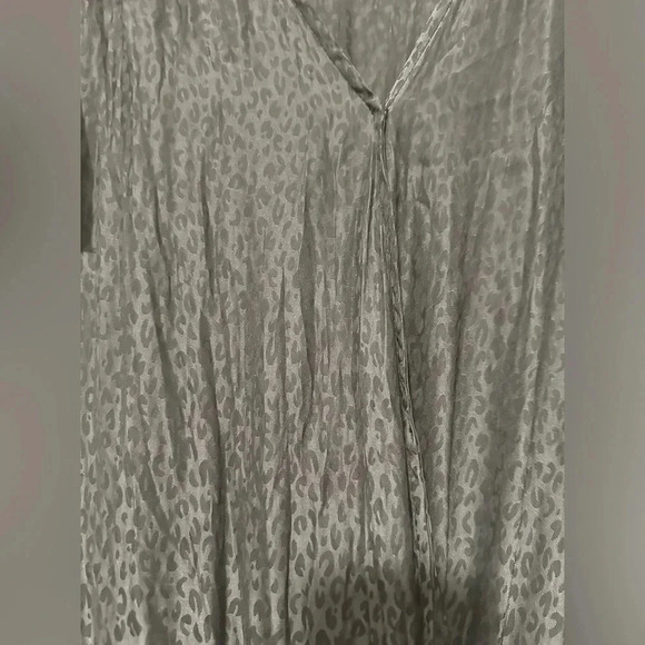 She+Sky Black leopard Wrap Bodysuit size L - Picture 2 of 6